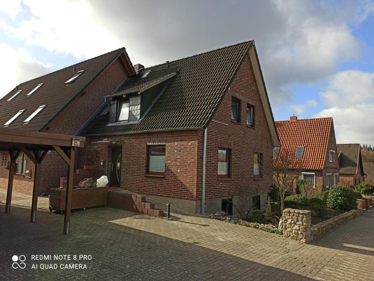 Ferienwohnung "An Der Geest 2" Buxtehude Bagian luar foto